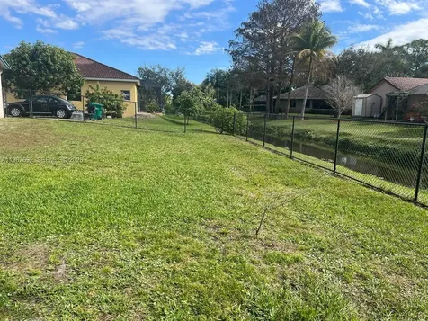 11520 NW 26th Street Plantation FL 33323