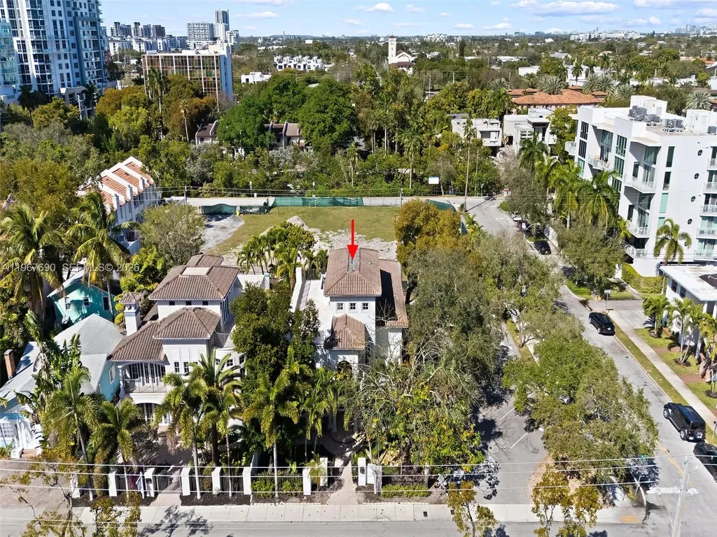 827 SE 2nd Court Fort Lauderdale FL 33301