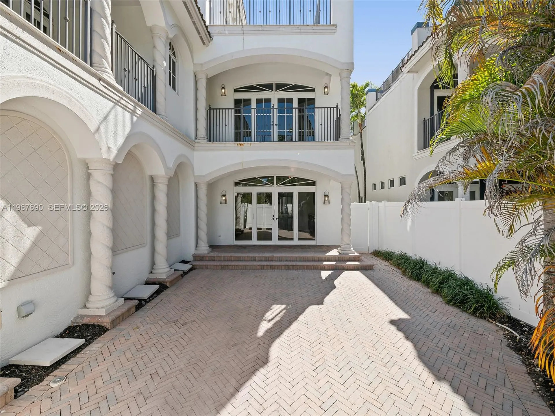 827 SE 2nd Court Fort Lauderdale FL 33301