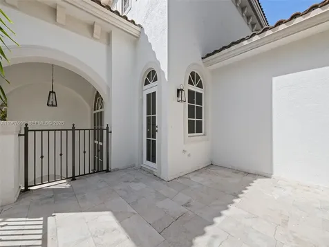 827 SE 2nd Court Fort Lauderdale FL 33301