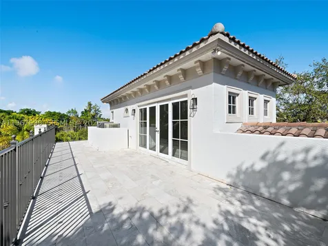 827 SE 2nd Court Fort Lauderdale FL 33301