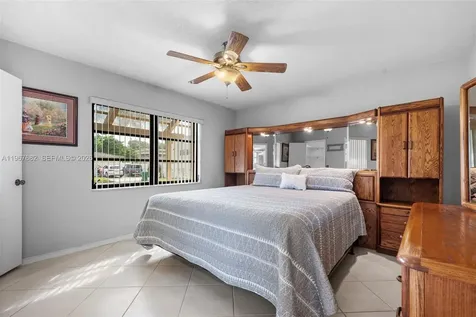 101 NE 2nd Place Dania Beach FL 33004