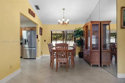 101 NE 2nd Place Dania Beach FL 33004