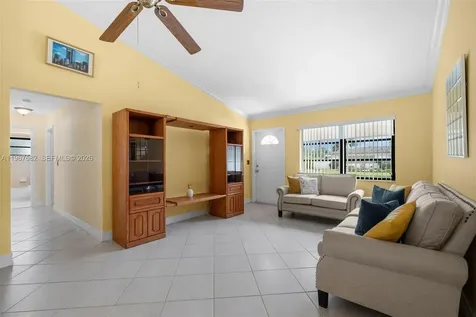 101 NE 2nd Place Dania Beach FL 33004