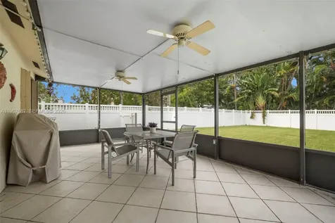 101 NE 2nd Place Dania Beach FL 33004