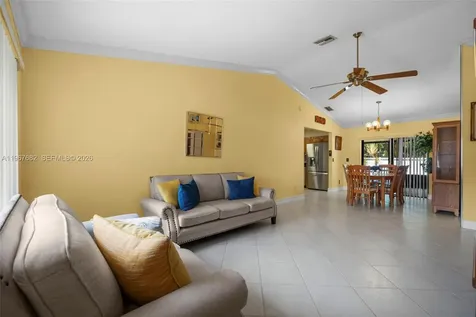 101 NE 2nd Place Dania Beach FL 33004