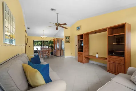 101 NE 2nd Place Dania Beach FL 33004