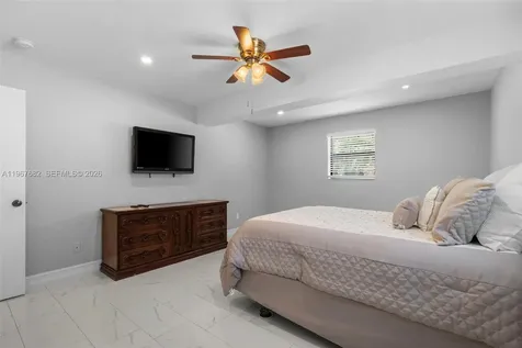 101 NE 2nd Place Dania Beach FL 33004