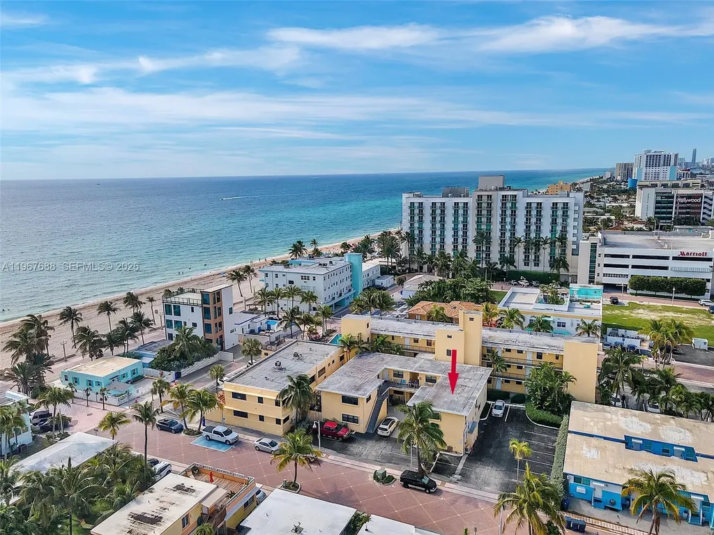 322 Harding Street Hollywood FL 33019