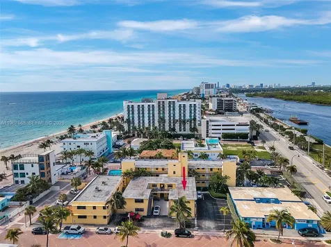 322 Harding Street Hollywood FL 33019