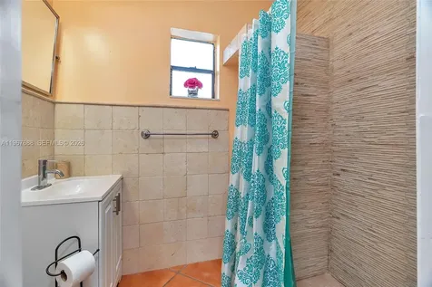 322 Harding Street Hollywood FL 33019