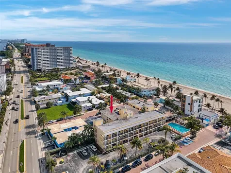 322 Harding Street Hollywood FL 33019
