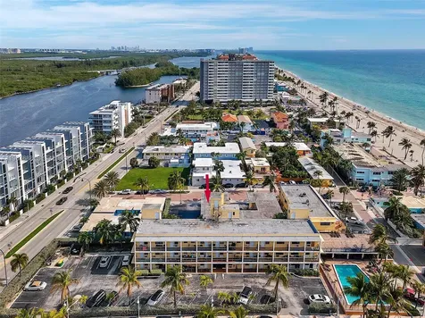322 Harding Street Hollywood FL 33019