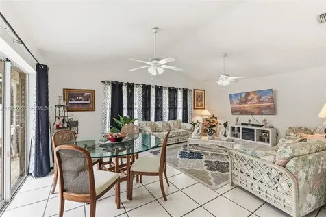 1203 SE 27th Street Cape Coral FL 33904