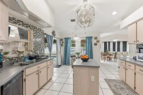 1203 SE 27th Street Cape Coral FL 33904