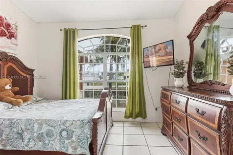 1203 SE 27th Street Cape Coral FL 33904