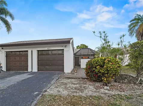 9311 Wedgewood Drive Tamarac FL 33321