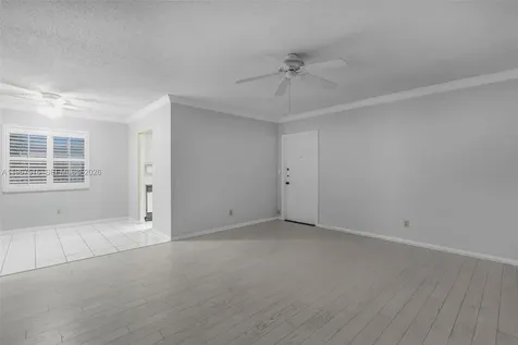 2500 NE 9th Street Fort Lauderdale FL 33304