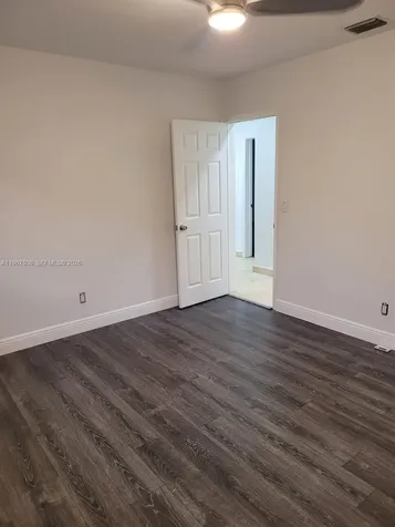 2040 NE 197th Terrace Miami FL 33179