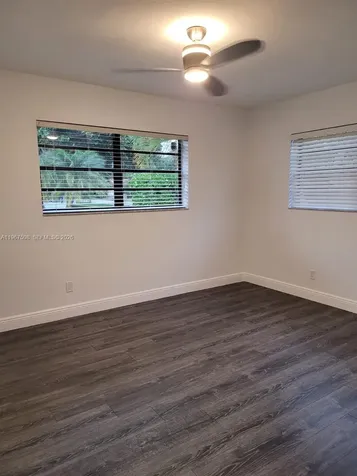 2040 NE 197th Terrace Miami FL 33179