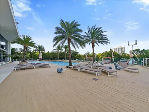 16385 Biscayne Boulevard North Miami Beach FL 33160