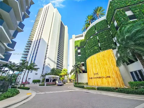 16385 Biscayne Boulevard North Miami Beach FL 33160