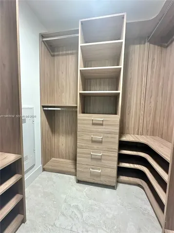 488 NE 18th Street Miami FL 33132