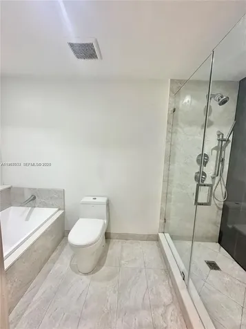 488 NE 18th Street Miami FL 33132