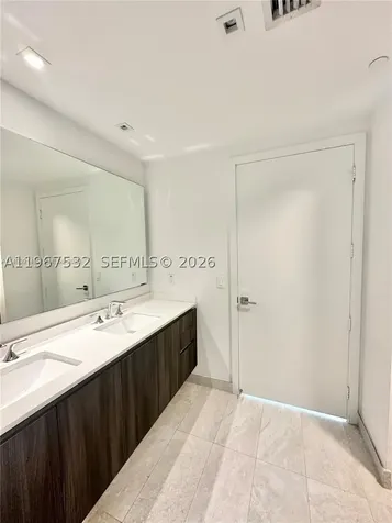 488 NE 18th Street Miami FL 33132
