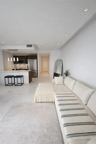 488 NE 18th Street Miami FL 33132
