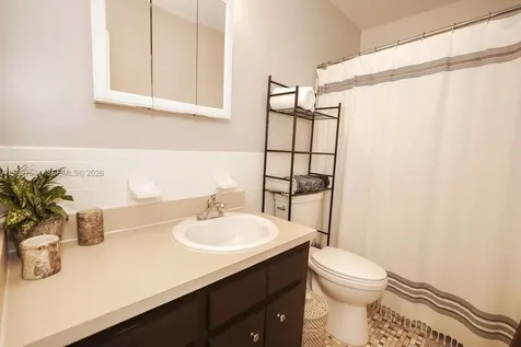20 SE 12th Street Dania Beach FL 33004