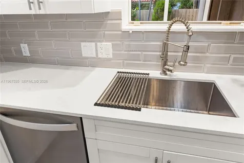 4487 SW 15th Terrace Miami FL 33134