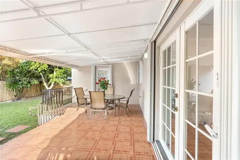 4487 SW 15th Terrace Miami FL 33134