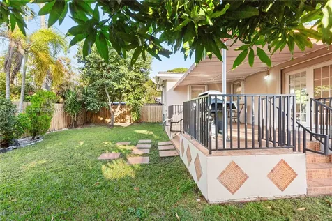 4487 SW 15th Terrace Miami FL 33134