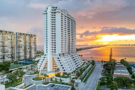 555 NE 34th Street Miami FL 33137
