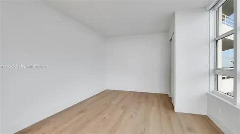 555 NE 34th Street Miami FL 33137