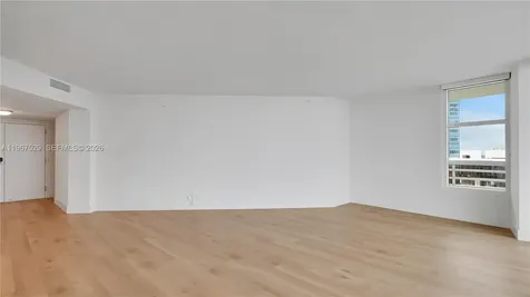 555 NE 34th Street Miami FL 33137