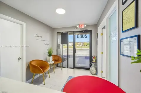 2080 Collier Avenue Fort Myers FL 33901