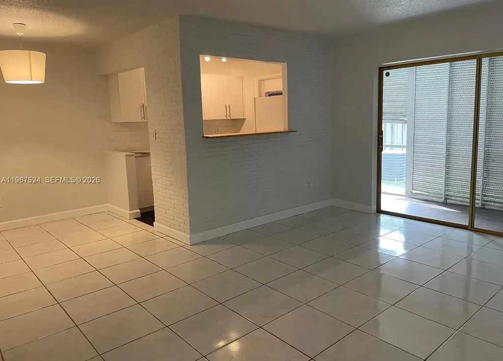 20400 NW 7 Miami FL 33169