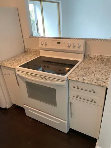 20400 NW 7 Miami FL 33169