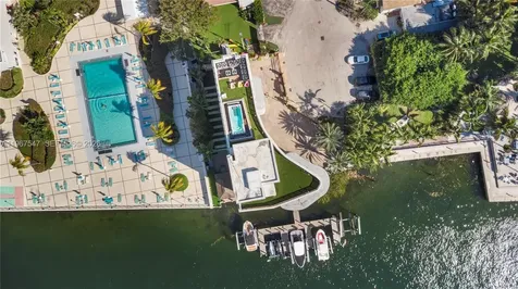 12 Seacrest Parkway Hollywood FL 33019