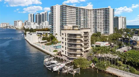 12 Seacrest Parkway Hollywood FL 33019