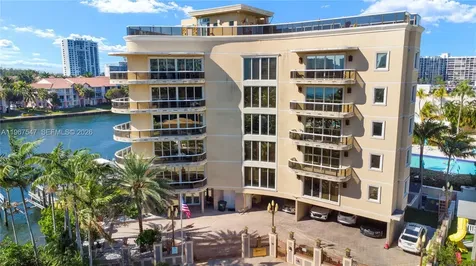12 Seacrest Parkway Hollywood FL 33019