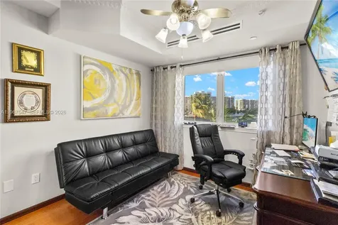 12 Seacrest Parkway Hollywood FL 33019