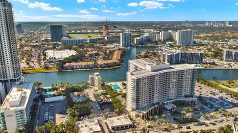 12 Seacrest Parkway Hollywood FL 33019