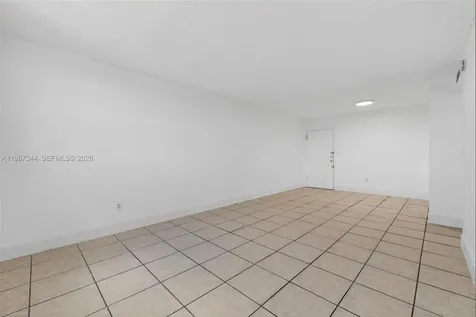 606 W 81st Street Hialeah FL 33014