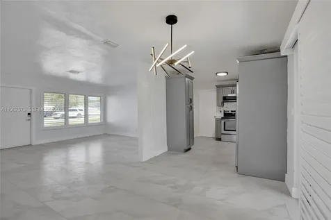 3221 SW 67th Way Miramar FL 33023
