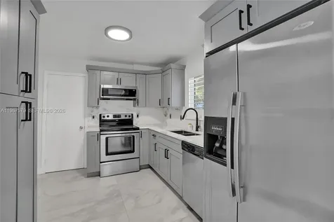 3221 SW 67th Way Miramar FL 33023