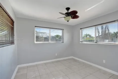 3221 SW 67th Way Miramar FL 33023