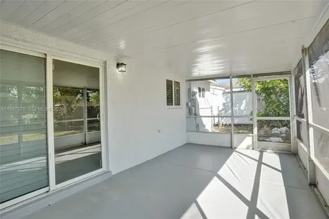 3221 SW 67th Way Miramar FL 33023